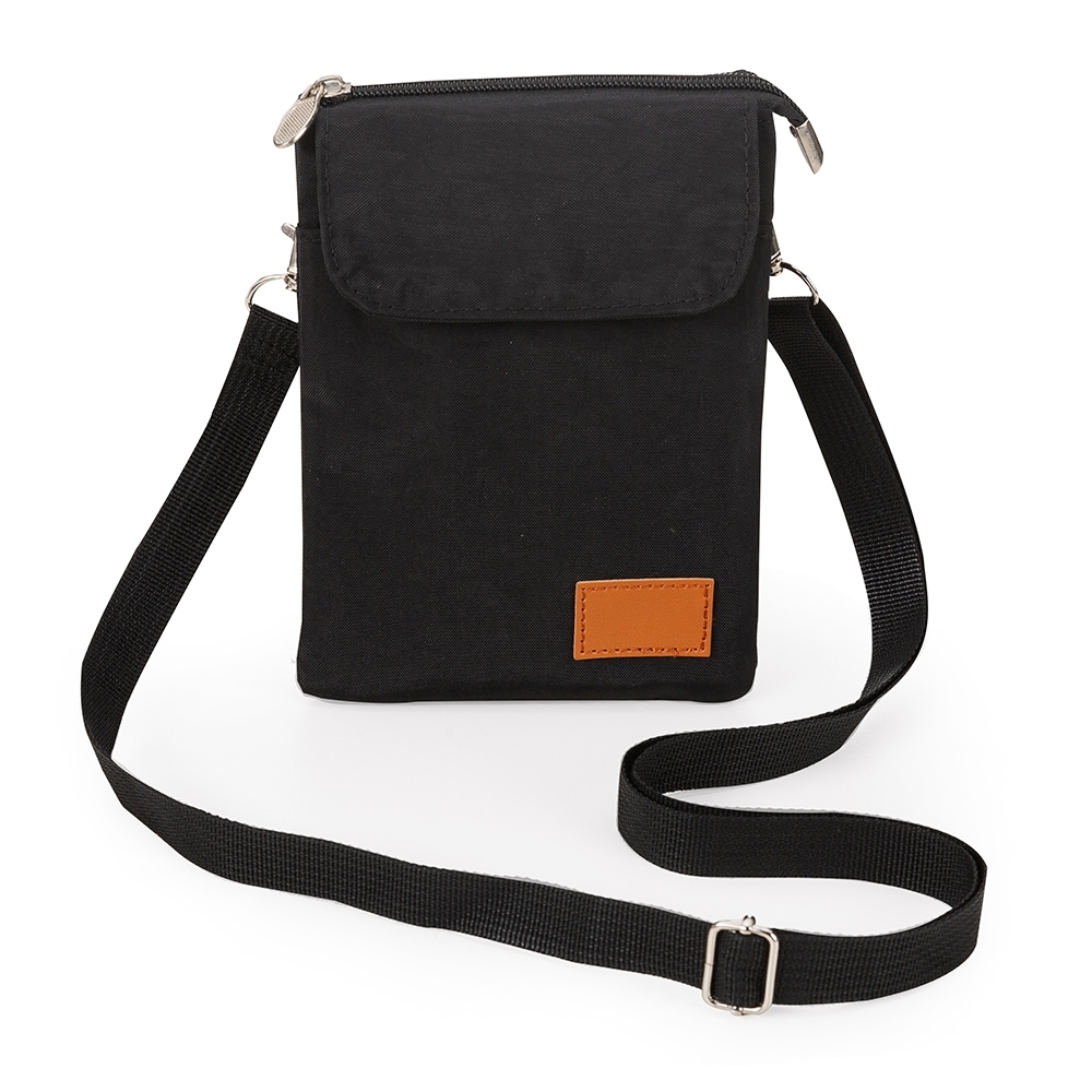 MINI BOLSA TRANSVERSAL DE NYLON 1L SPX-01227-PRE NA COR PRETO